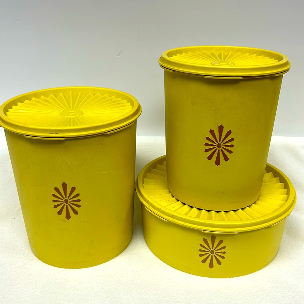 vintage 1970’s  set of 3 sunburst buttercup yellow TUPPERWARE lidded canisters